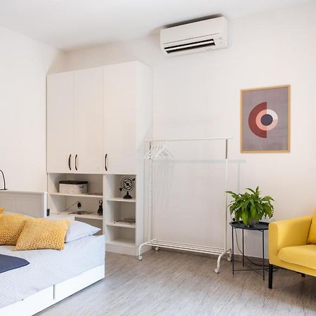 Studio Apartment Les - 4 Min Walk From Amphiteatre بولا المظهر الخارجي الصورة