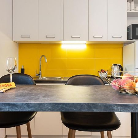 Studio Apartment Les - 4 Min Walk From Amphiteatre بولا المظهر الخارجي الصورة