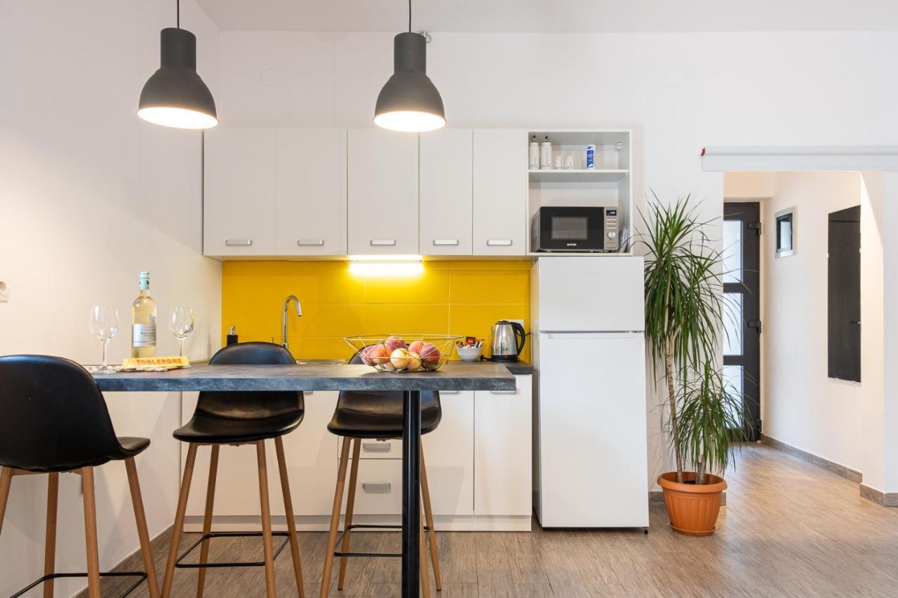 Studio Apartment Les - 4 Min Walk From Amphiteatre بولا المظهر الخارجي الصورة
