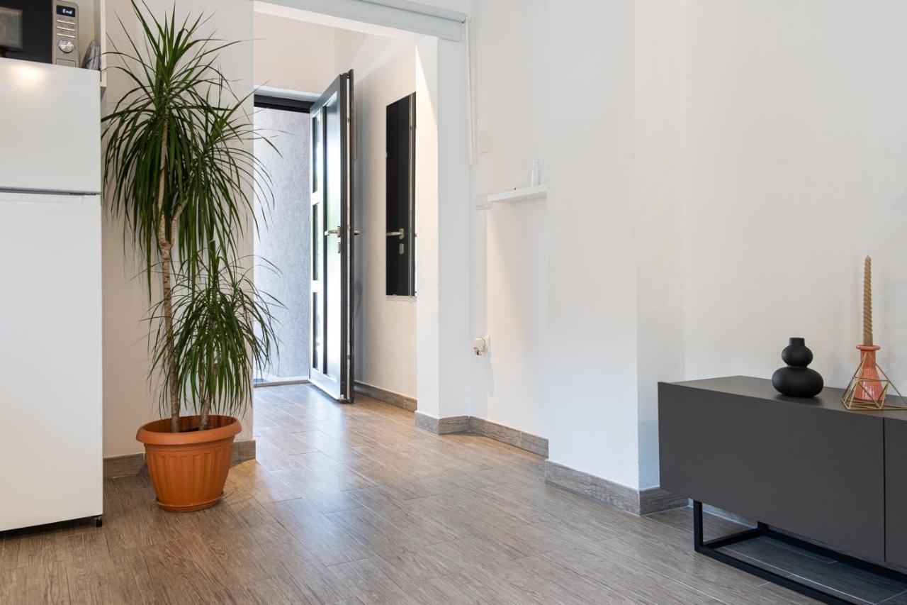 Studio Apartment Les - 4 Min Walk From Amphiteatre بولا المظهر الخارجي الصورة